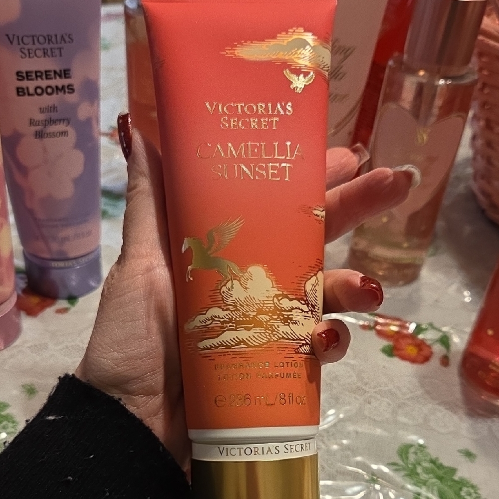 Nwt Victoria's Secret Camellia Sunset